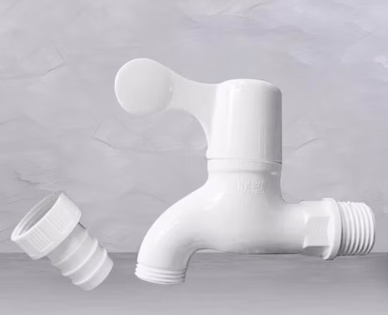 Tuyau de verrouillage en PVC PP Bibcock /robinet d'eau en plastique PVC pour lave-linge